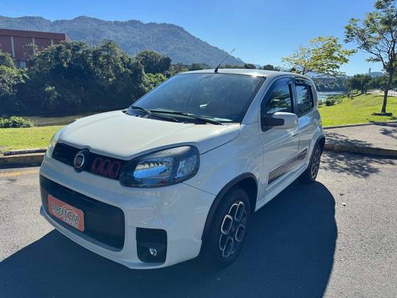 FIAT UNO 1.4 EVO SPORTING 8V FLEX 4P MANUAL